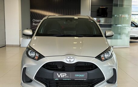 Toyota Yaris, 2020 год, 1 345 000 рублей, 2 фотография