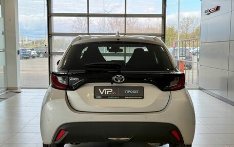 Toyota Yaris, 2020 год, 1 345 000 рублей, 5 фотография