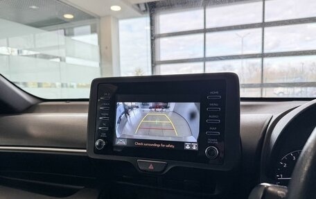 Toyota Yaris, 2020 год, 1 345 000 рублей, 17 фотография