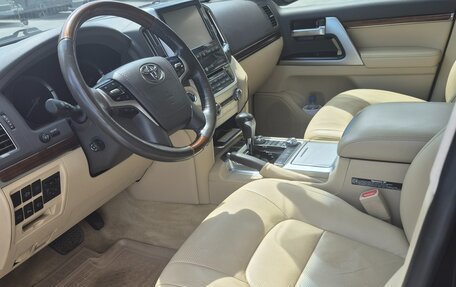 Toyota Land Cruiser 200, 2016 год, 8 000 000 рублей, 14 фотография