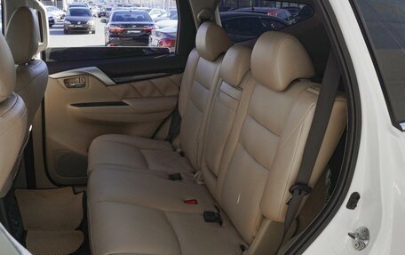 Mitsubishi Montero Sport, 2019 год, 3 495 000 рублей, 10 фотография