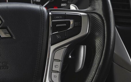 Mitsubishi Montero Sport, 2019 год, 3 495 000 рублей, 22 фотография