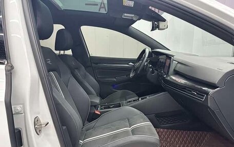 Volkswagen Golf VIII, 2021 год, 1 700 000 рублей, 6 фотография