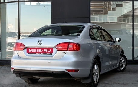 Volkswagen Jetta VI, 2013 год, 1 090 000 рублей, 4 фотография