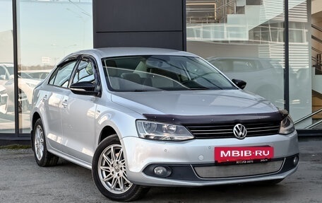 Volkswagen Jetta VI, 2013 год, 1 090 000 рублей, 3 фотография