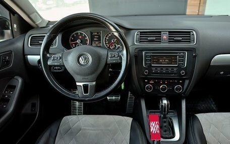 Volkswagen Jetta VI, 2013 год, 1 090 000 рублей, 16 фотография