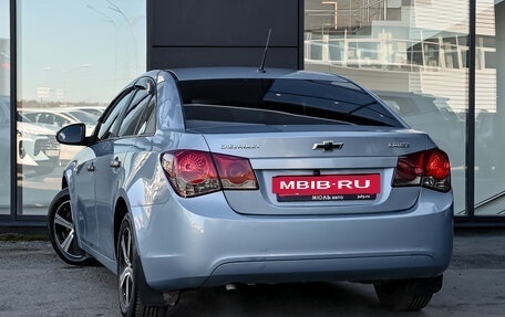 Chevrolet Cruze II, 2010 год, 780 000 рублей, 7 фотография