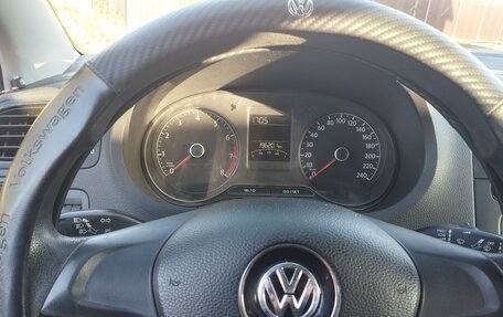 Volkswagen Polo VI (EU Market), 2015 год, 950 000 рублей, 2 фотография