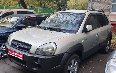 Hyundai Tucson III, 2006 год, 640 000 рублей, 1 фотография