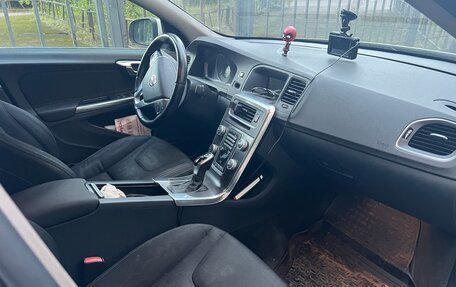 Volvo S60 III, 2014 год, 10 фотография