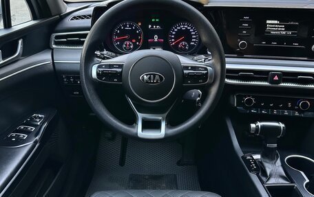 KIA K5, 2020 год, 24 фотография