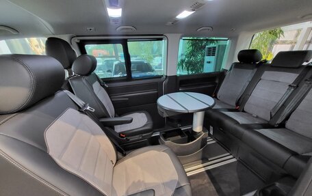 Volkswagen Multivan T6 рестайлинг, 2022 год, 15 998 000 рублей, 19 фотография