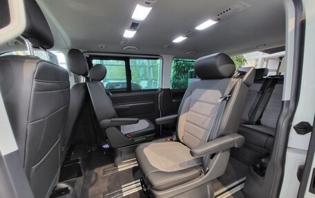 Volkswagen Multivan T6 рестайлинг, 2022 год, 15 998 000 рублей, 21 фотография