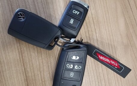 Volkswagen Multivan T6 рестайлинг, 2022 год, 15 998 000 рублей, 37 фотография