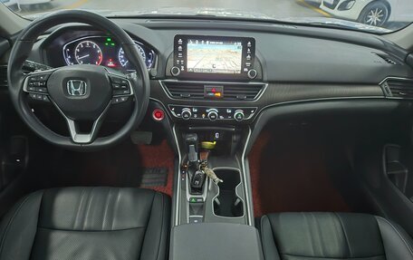 Honda Accord IX рестайлинг, 2020 год, 1 715 000 рублей, 9 фотография