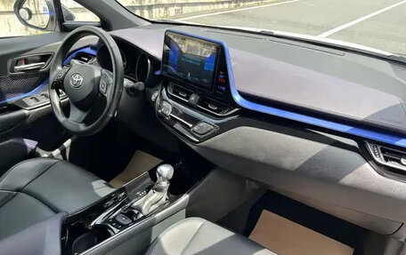 Toyota C-HR I рестайлинг, 2021 год, 1 670 555 рублей, 11 фотография