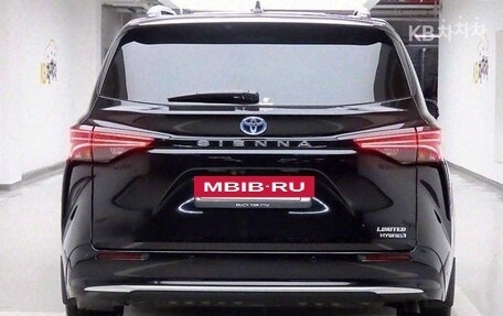 Toyota Sienna, 2022 год, 3 423 023 рублей, 3 фотография