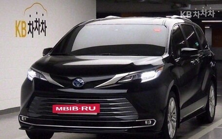 Toyota Sienna, 2022 год, 3 423 023 рублей, 2 фотография