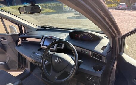 Honda Freed I, 2014 год, 1 040 000 рублей, 19 фотография