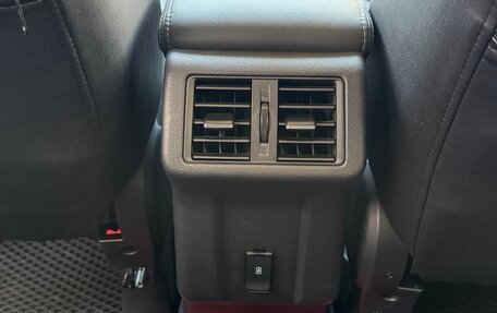 Mitsubishi Outlander III рестайлинг 3, 2020 год, 1 790 000 рублей, 16 фотография