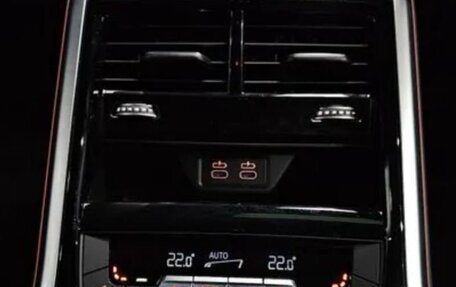 BMW 8 серия, 2022 год, 9 200 000 рублей, 16 фотография