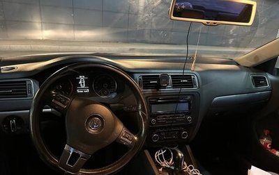 Volkswagen Jetta VI, 2011 год, 750 000 рублей, 1 фотография