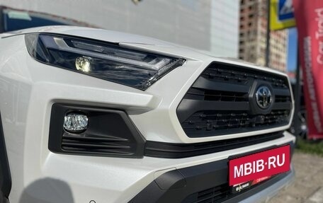 Toyota RAV4, 2025 год, 3 930 000 рублей, 10 фотография