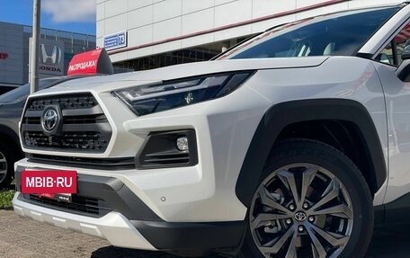 Toyota RAV4, 2025 год, 3 930 000 рублей, 11 фотография