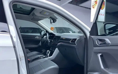 Volkswagen T-Cross I, 2022 год, 1 335 334 рублей, 8 фотография