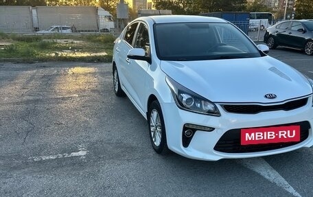 KIA Rio IV, 2018 год, 1 550 000 рублей, 7 фотография