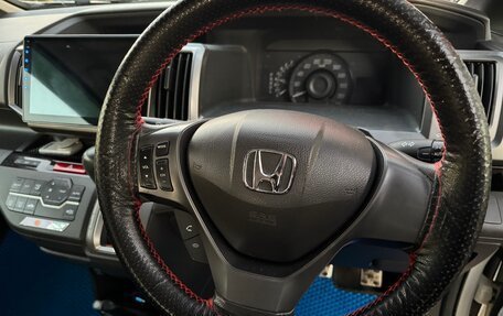 Honda Stepwgn IV, 2011 год, 1 350 000 рублей, 11 фотография