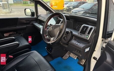Honda Stepwgn IV, 2011 год, 1 350 000 рублей, 9 фотография