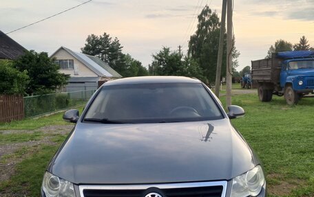 Volkswagen Passat B6, 2006 год, 560 000 рублей, 2 фотография