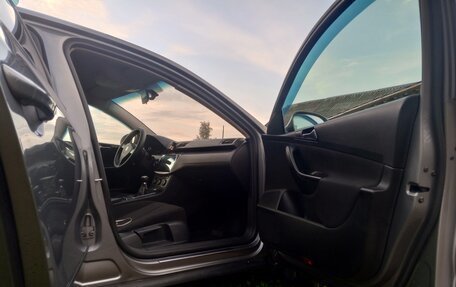 Volkswagen Passat B6, 2006 год, 560 000 рублей, 8 фотография