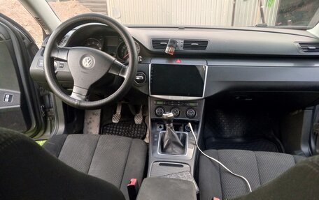 Volkswagen Passat B6, 2006 год, 560 000 рублей, 15 фотография