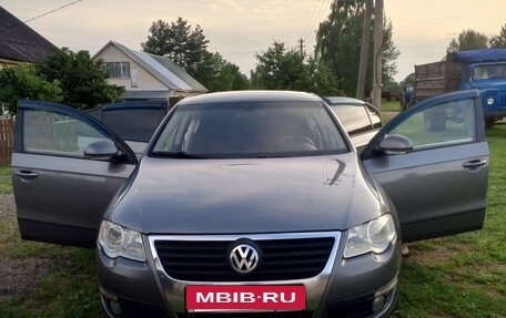Volkswagen Passat B6, 2006 год, 560 000 рублей, 17 фотография