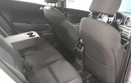 KIA Sportage IV рестайлинг, 2016 год, 1 600 000 рублей, 11 фотография