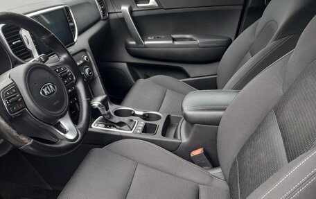 KIA Sportage IV рестайлинг, 2016 год, 1 600 000 рублей, 14 фотография