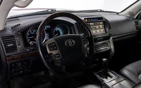 Toyota Land Cruiser 200, 2008 год, 2 425 000 рублей, 10 фотография