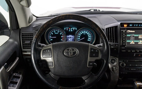 Toyota Land Cruiser 200, 2008 год, 2 425 000 рублей, 21 фотография
