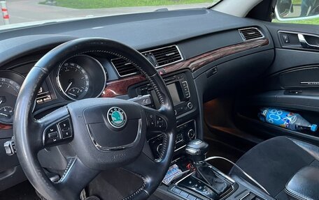 Skoda Superb III рестайлинг, 2012 год, 950 000 рублей, 16 фотография