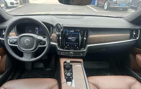 Volvo V90 Cross Country I рестайлинг, 2022 год, 3 650 008 рублей, 12 фотография