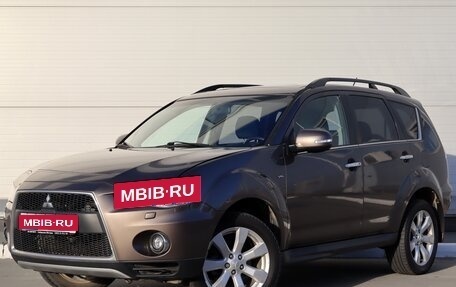 Mitsubishi Outlander III рестайлинг 3, 2011 год, 1 400 000 рублей, 1 фотография