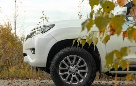 Toyota Land Cruiser Prado 150 рестайлинг 2, 2019 год, 5 150 000 рублей, 11 фотография