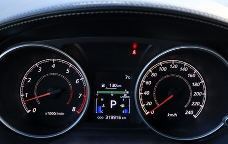 Mitsubishi Outlander III рестайлинг 3, 2011 год, 1 400 000 рублей, 17 фотография
