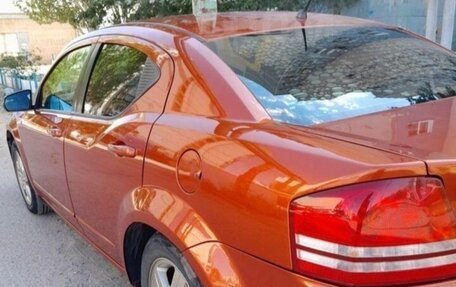 Dodge Avenger II рестайлинг, 2008 год, 570 000 рублей, 3 фотография