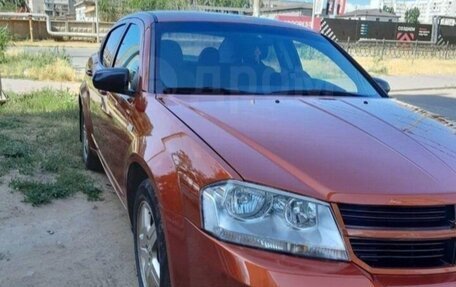 Dodge Avenger II рестайлинг, 2008 год, 570 000 рублей, 2 фотография