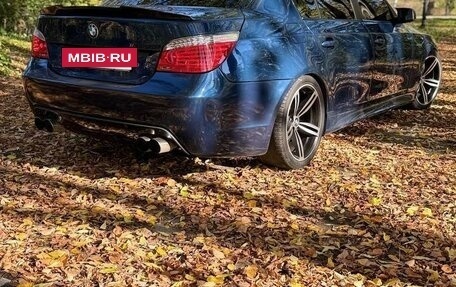 BMW 5 серия, 2003 год, 1 200 000 рублей, 3 фотография