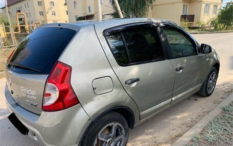 Renault Sandero I, 2010 год, 550 000 рублей, 4 фотография