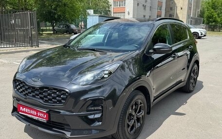 KIA Sportage IV рестайлинг, 2021 год, 2 400 000 рублей, 1 фотография